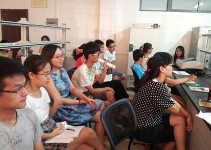 临床医学系举行创新训练项目暑期集中实验成果汇报